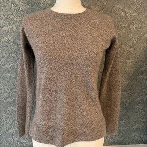 Aqua 100% Cashmere Sweater XS Heather Taupe Brown Crewneck Lightweight Knit